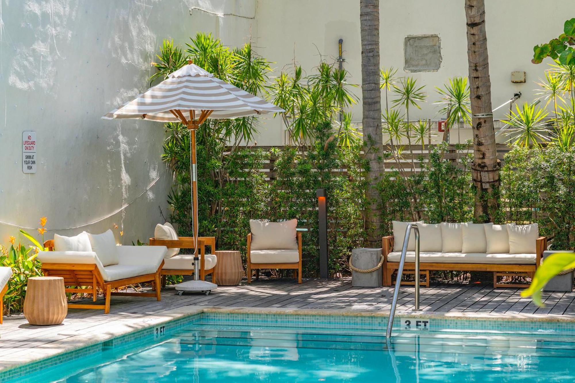 Hotel Global Luxury At The Variety Miami Beach